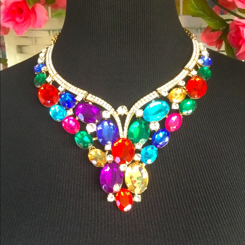 Multi Color Rhinestone Chunky Bib Statement Necklace and Earring Set Cry…